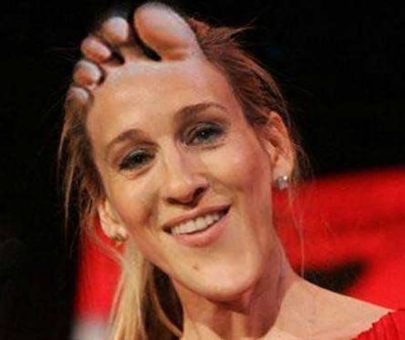 Sarah Jessica Parker Foot Face Funny Photoshopped Picture For Facebook