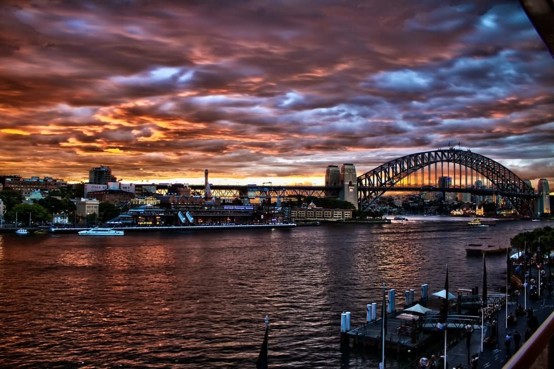 Stunning Picture Of Sydney Harbour Bridge