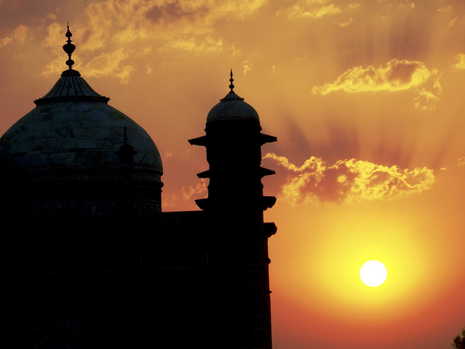Sunset At Taj Mahal Picture