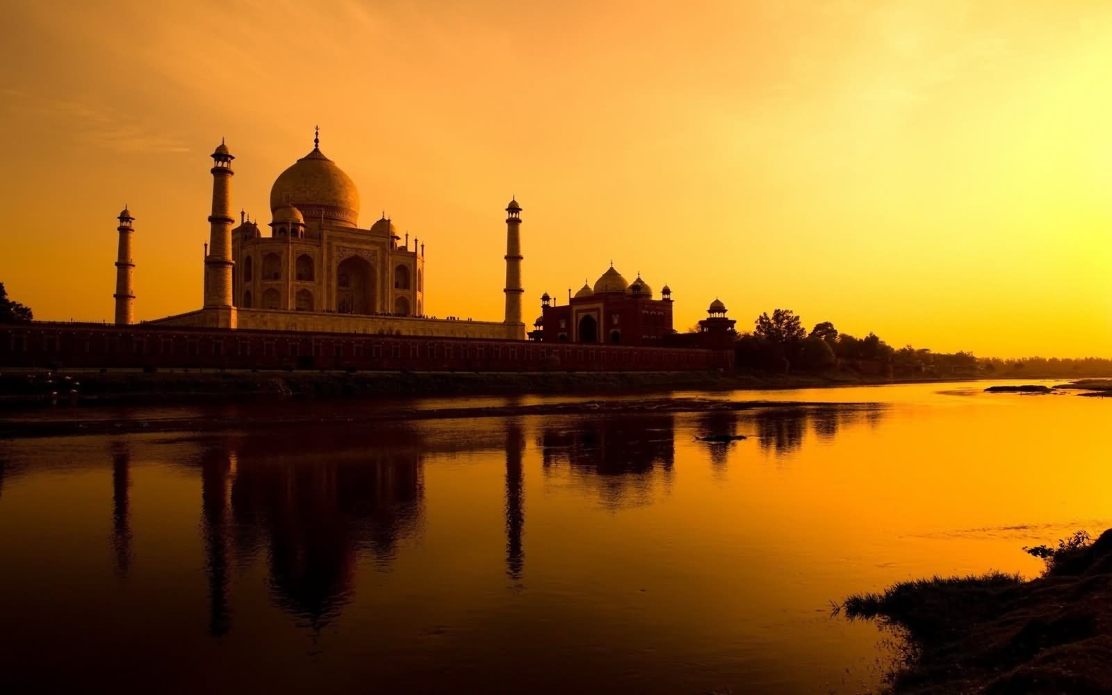 Sunset View Of Taj Mahal