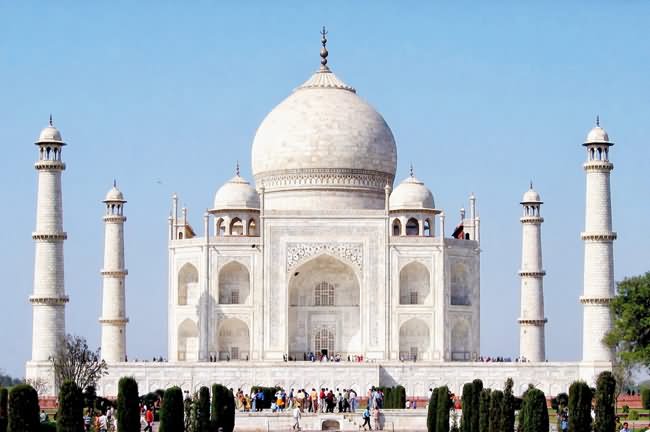 Taj Mahal Front View Picture