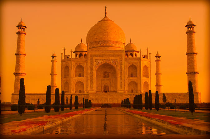 Taj Mahal Looks Beautiful At Sunset Time