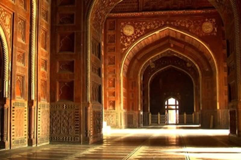 Taj Mahal Mosque Inside Picture