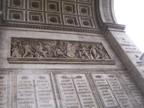 War Memorial Arc de Triomphe Closeup Picture