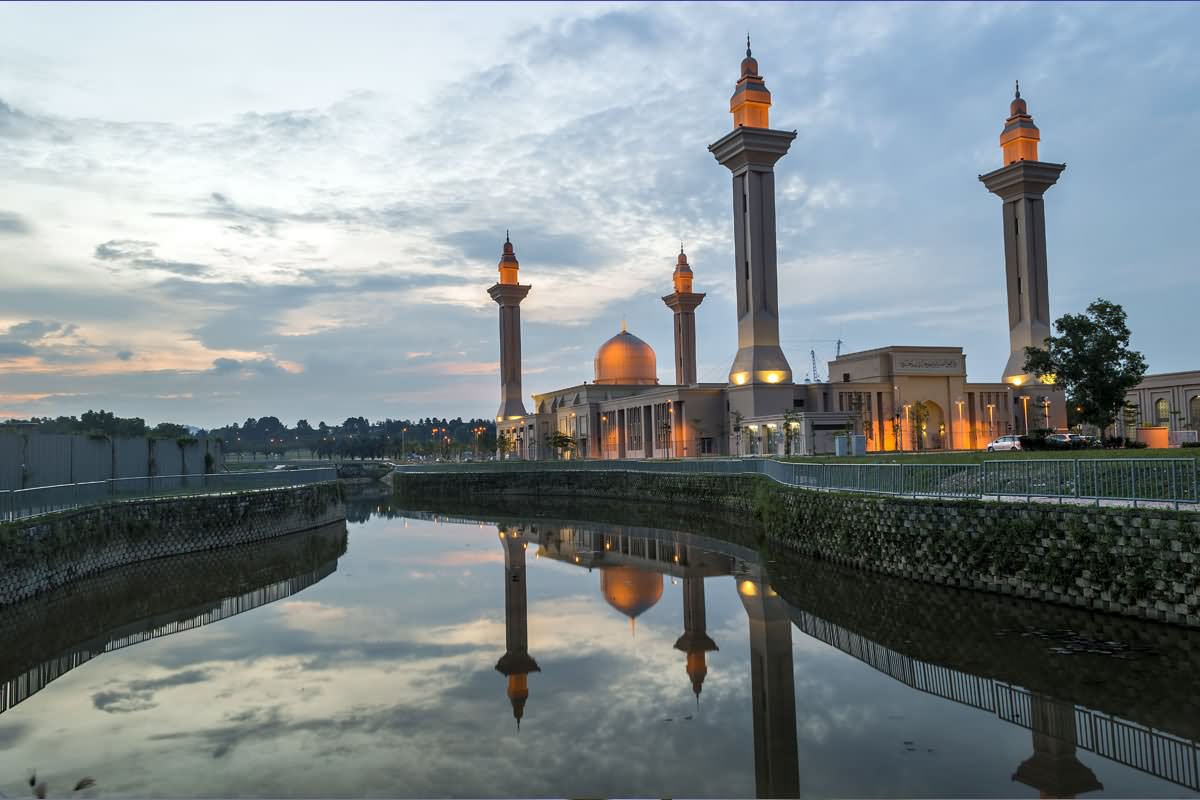Back Side Picture Of Putra Mosque At Night