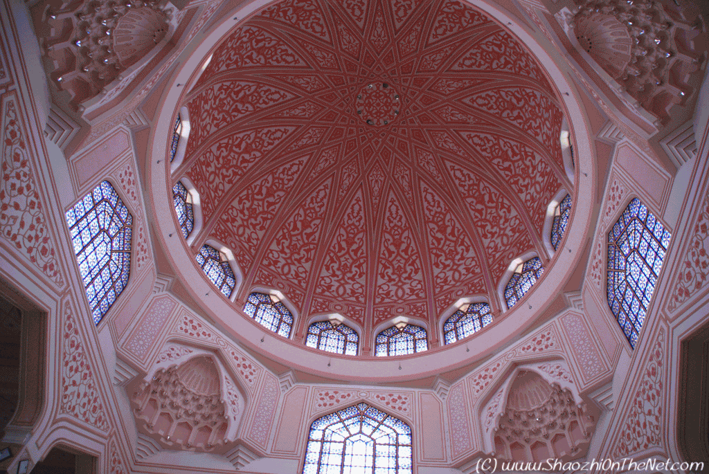 Dome Inside Putra Mosque Interior Picture