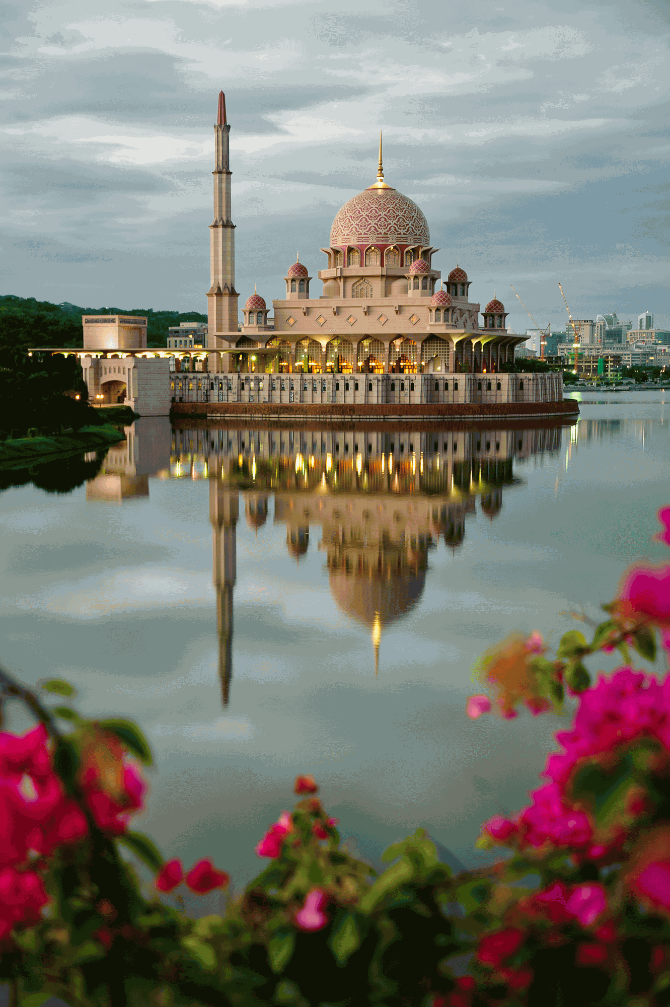 Exterior View Image Of Putra Mosque