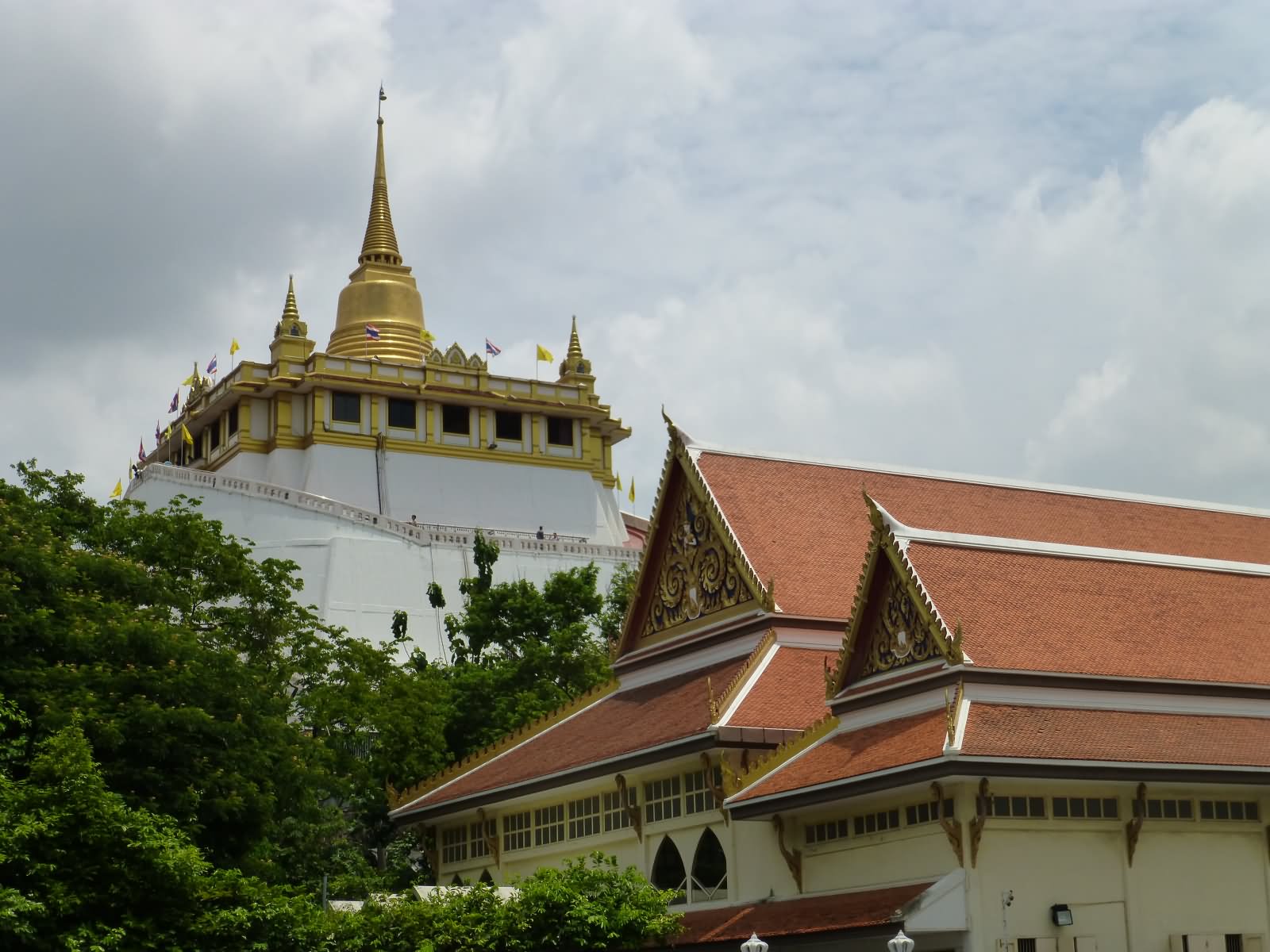 Golden Mount Chedi At Wat Saket