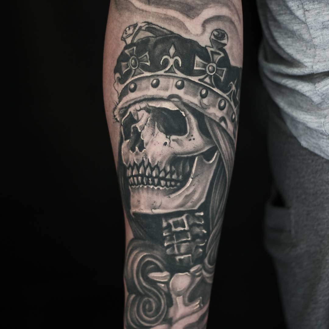 Grey Skull With Crown Mexican Tattoo On Sleeve