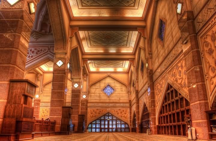 Incredible  Inside View Of Putra Mosque