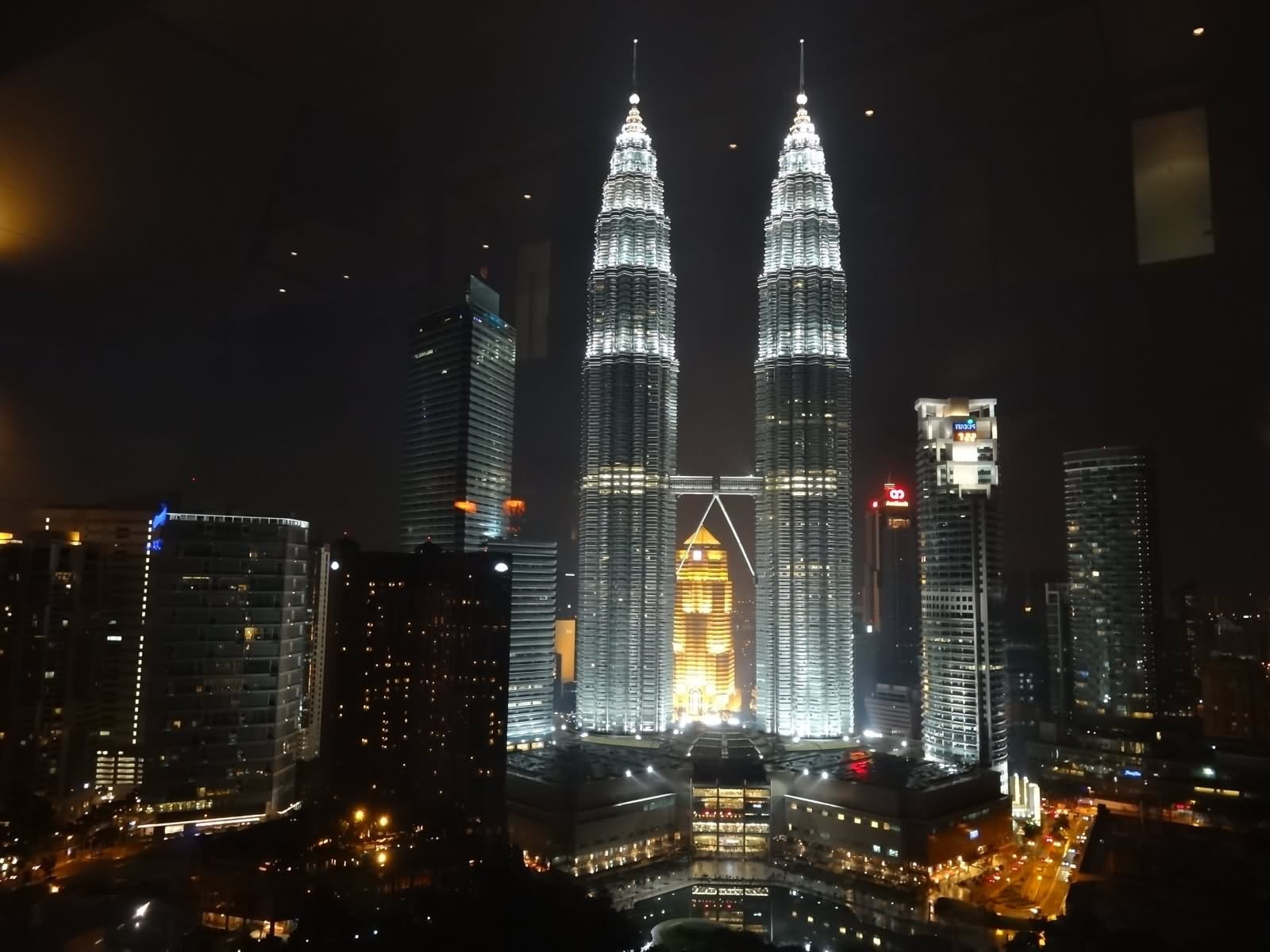 Petronas Towers Night View