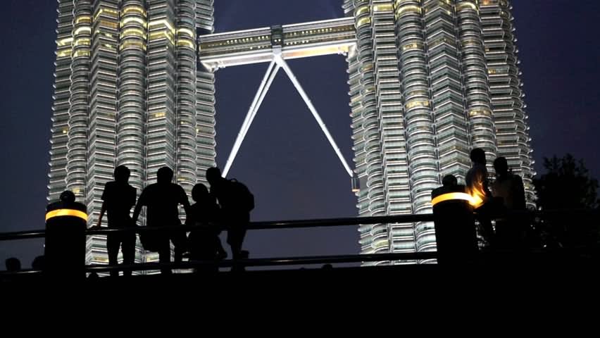 Petronas Towers Sky Bridge Night Picture