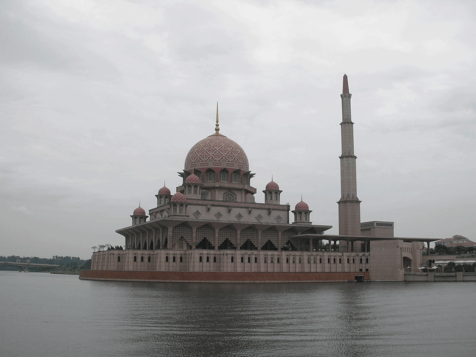 Putra Mosque Putrajaya Picture