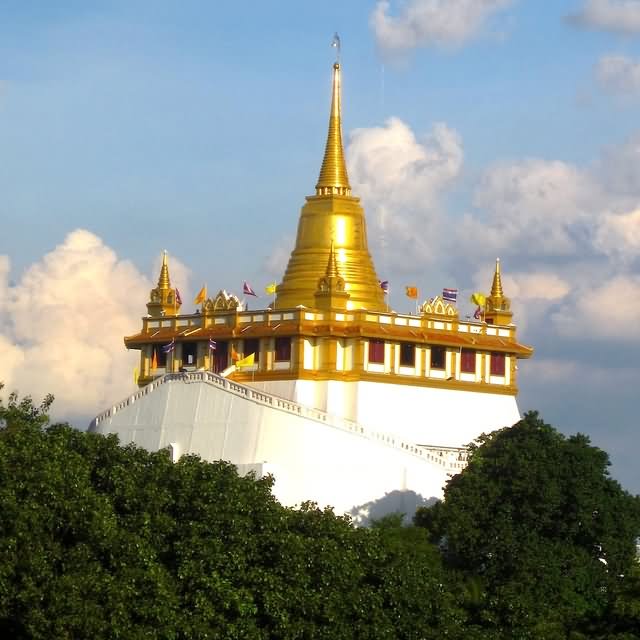 Wat Saket Temple Picture From Below