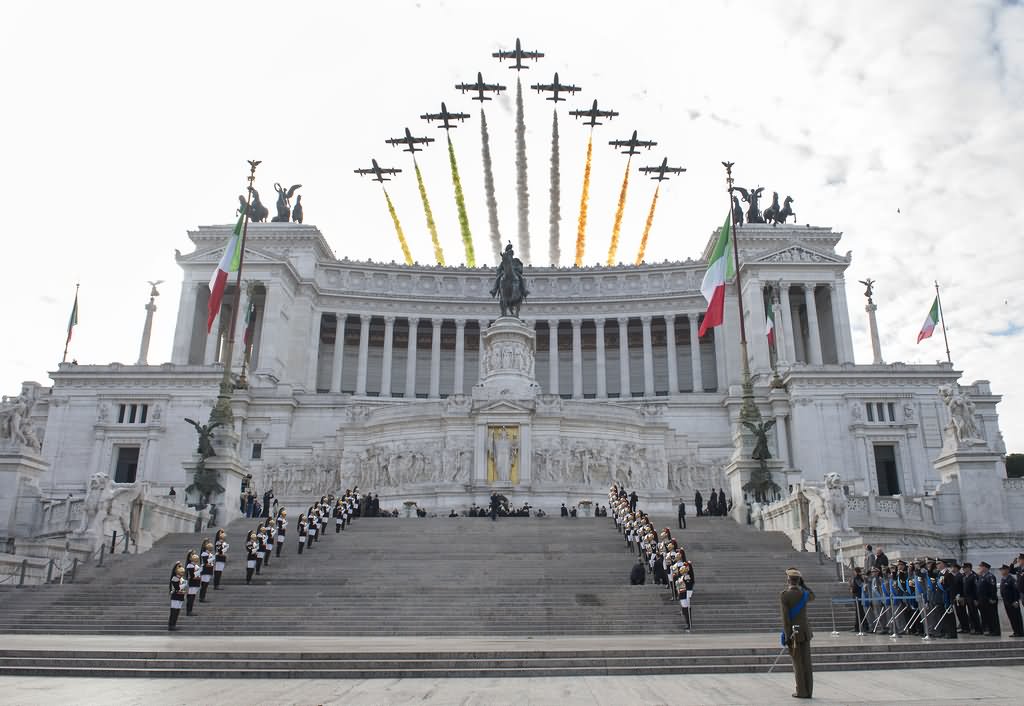 Aeroplanes Spreading Colors Over The Altare della Patria