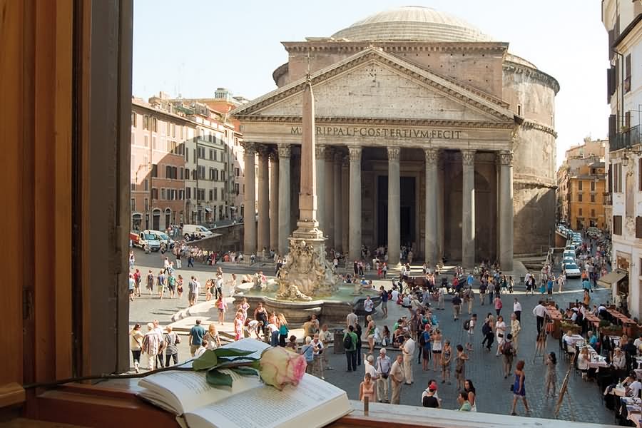 Amazing Click Of Pantheon And Fontana del Pantheon