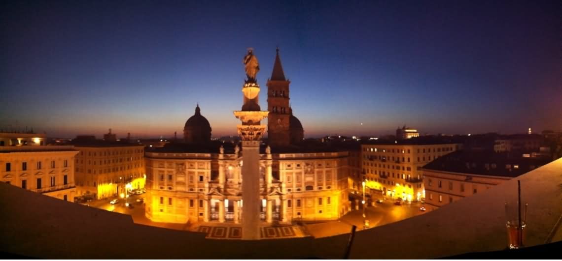 Amazing Panorama Night View Of Basilica di Santa Maria Maggiore