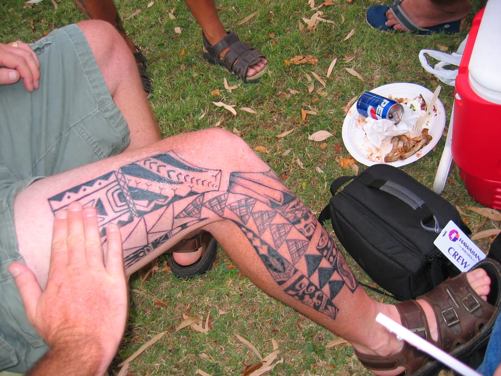Ancient Hawaiian Design Tattoo On Right Full Leg