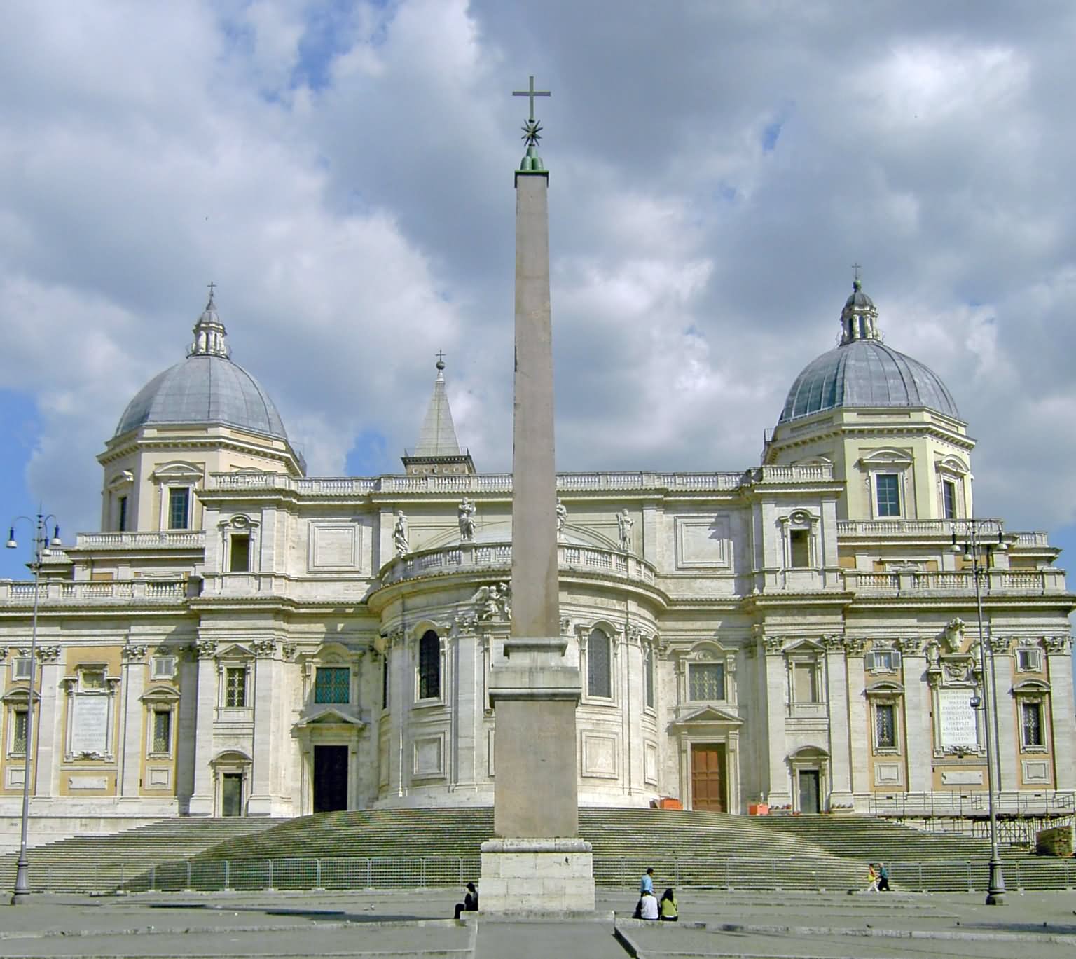 Basilica di Santa Maria Maggiore And Obelisk