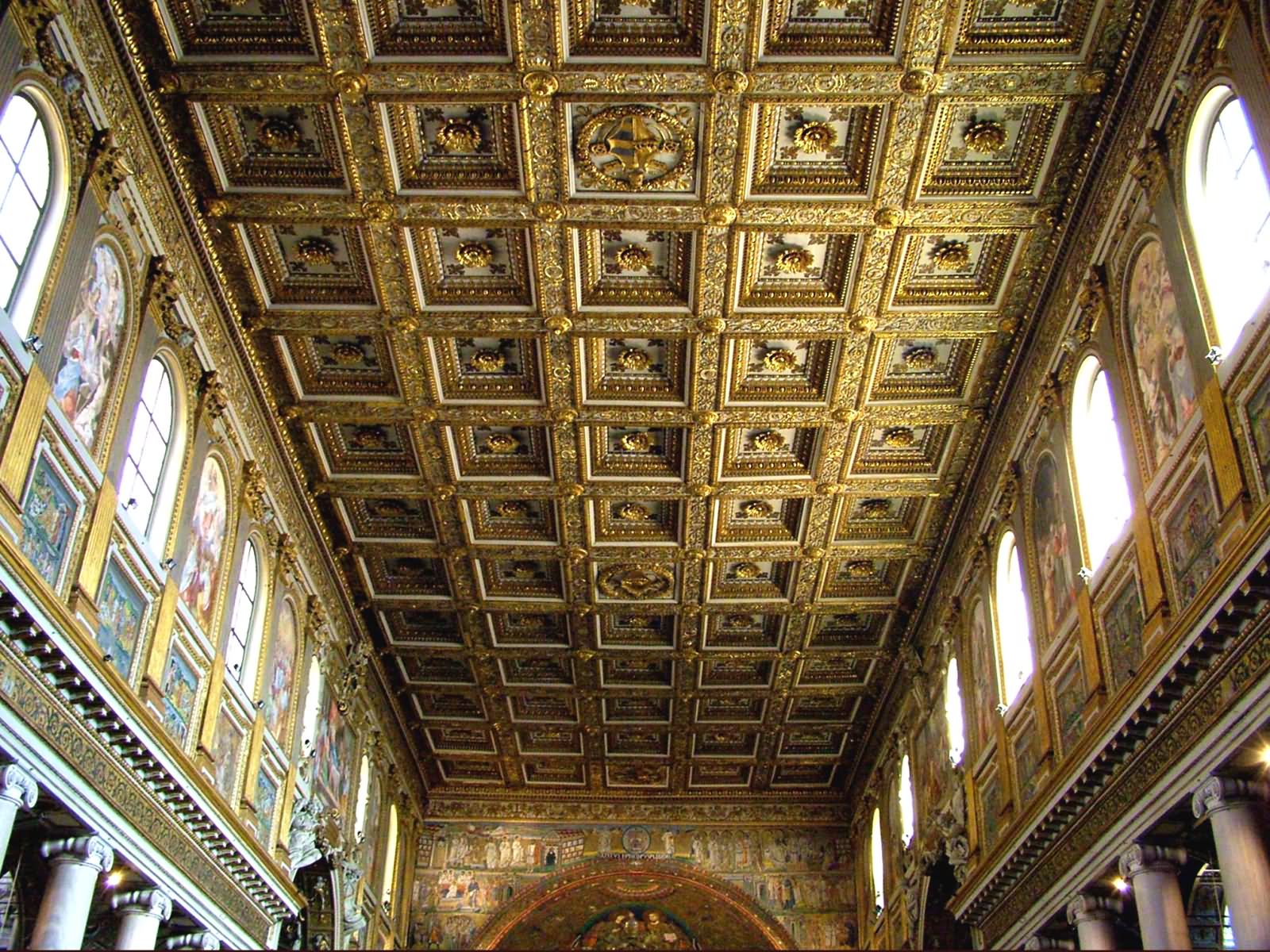 Beautiful Roof Architecture Inside Basilica di Santa Maria Maggiore