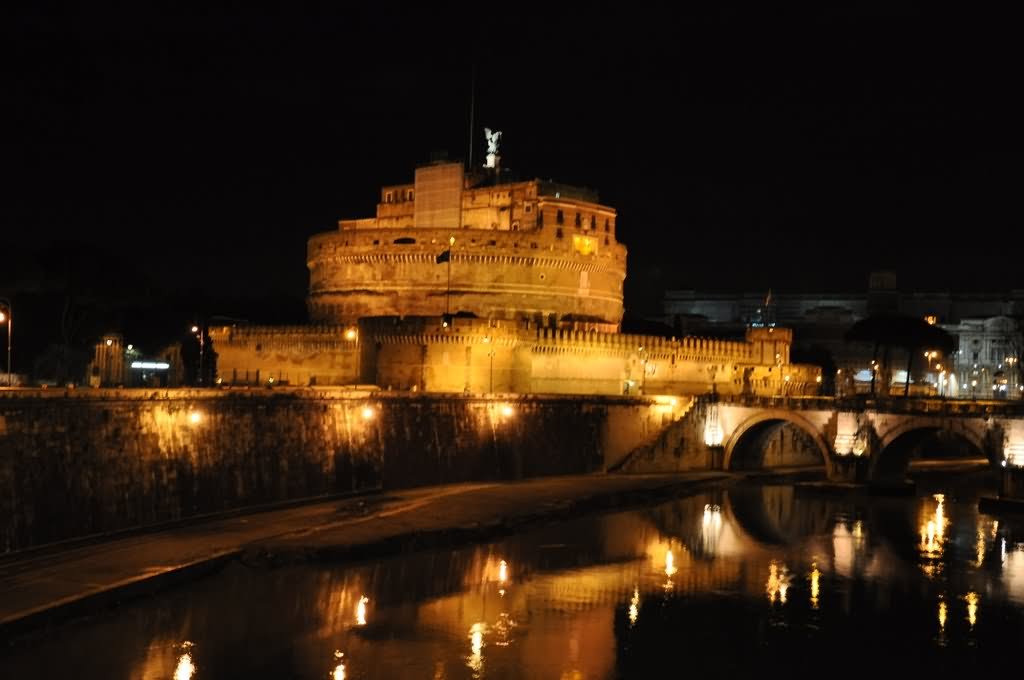 Castel Sant'Angelo Night Picture