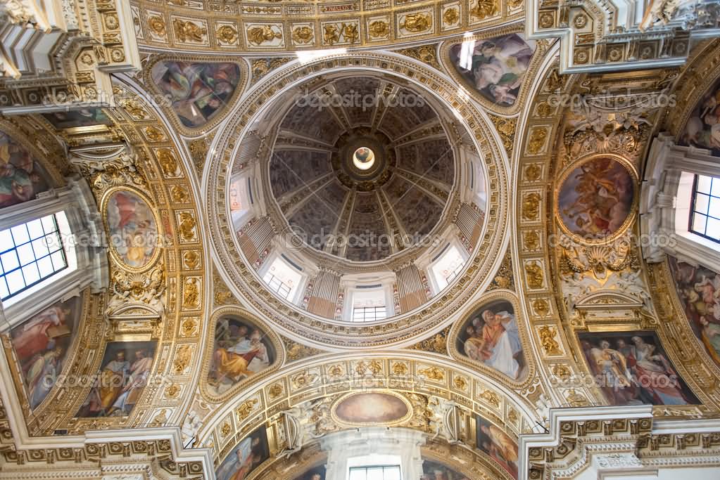Dome Of Papal Basilica di Santa Maria Maggiore Inside Picture