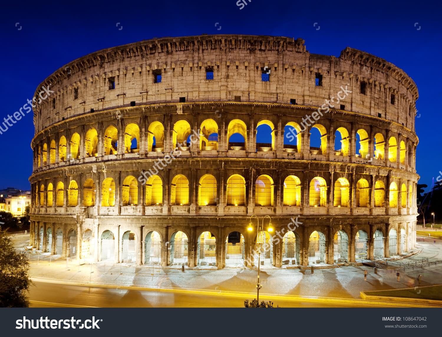 Front View Of The Colosseum Night Image