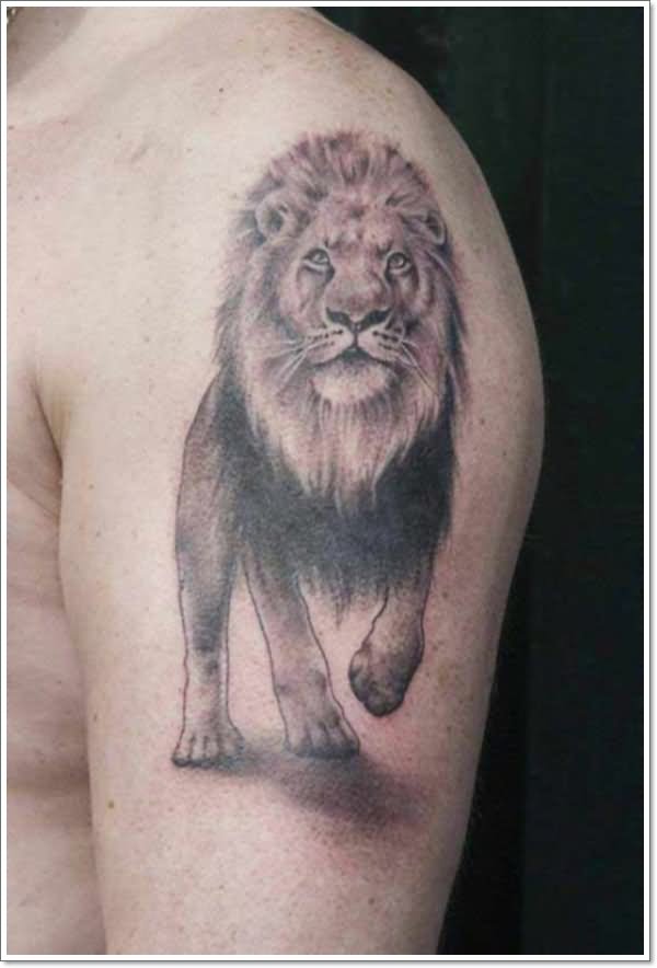Grey Ink Leo Tattoo On Guy Left Back Shoulder