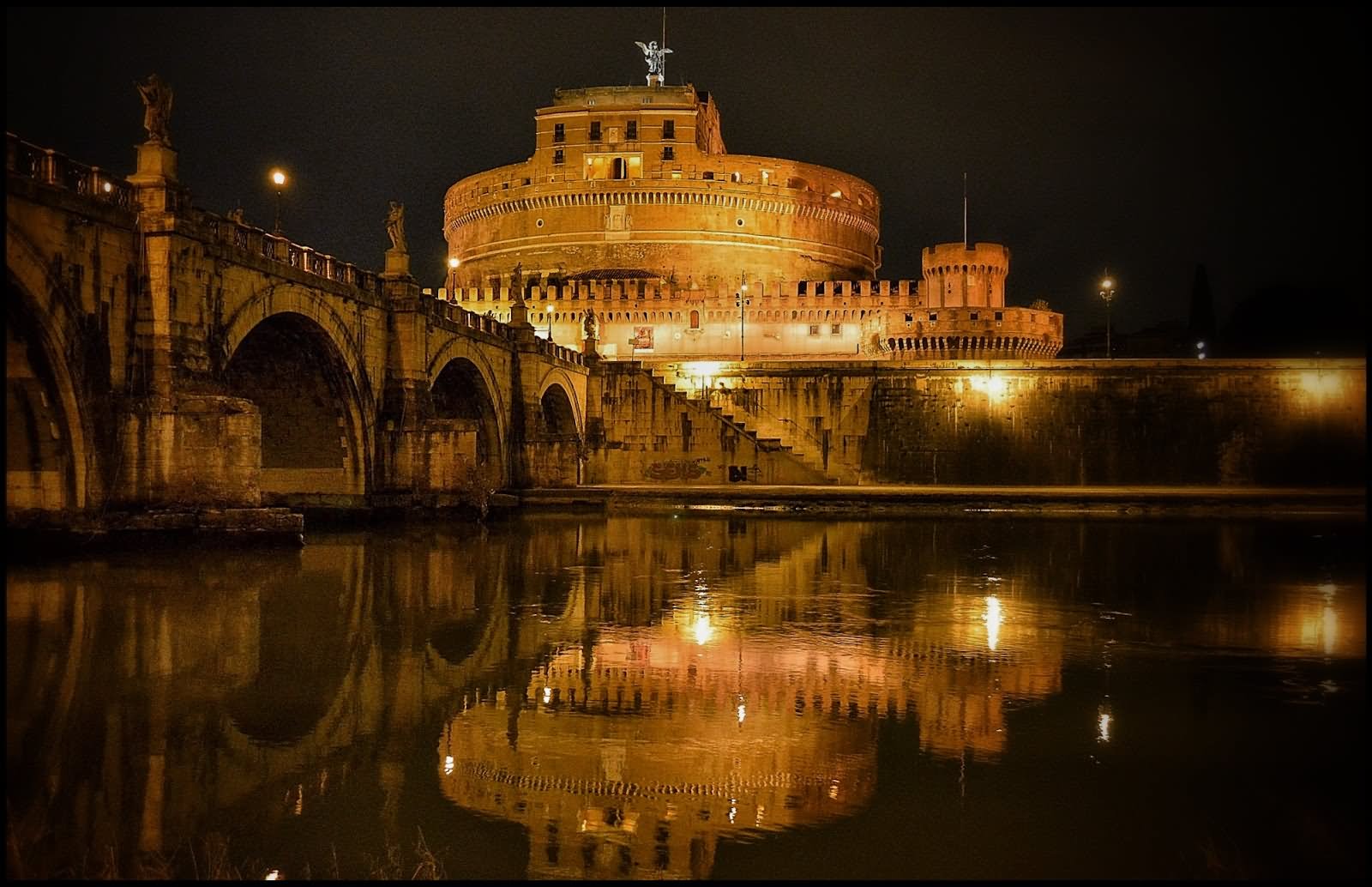 Incredible Night View Of Castel Sant'Angelo With Tiber River