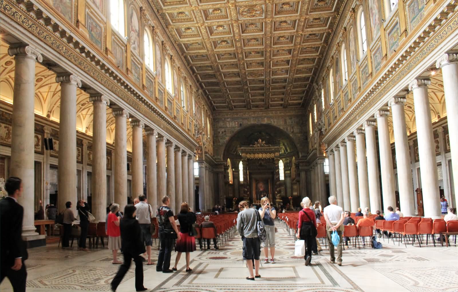 Inside Image Of Basilica di Santa Maria Maggiore