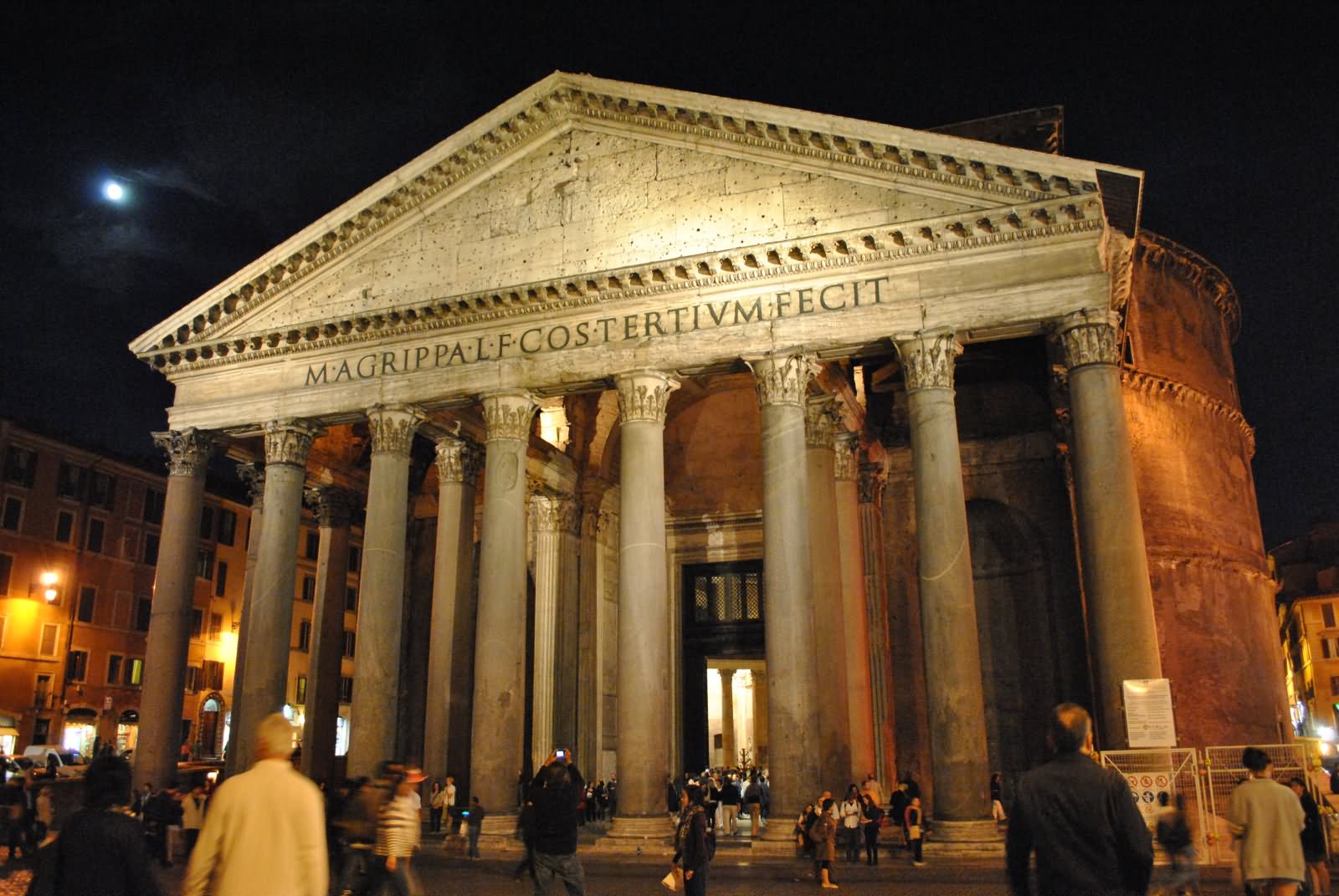 Pantheon Looks Amazing In Night Lights