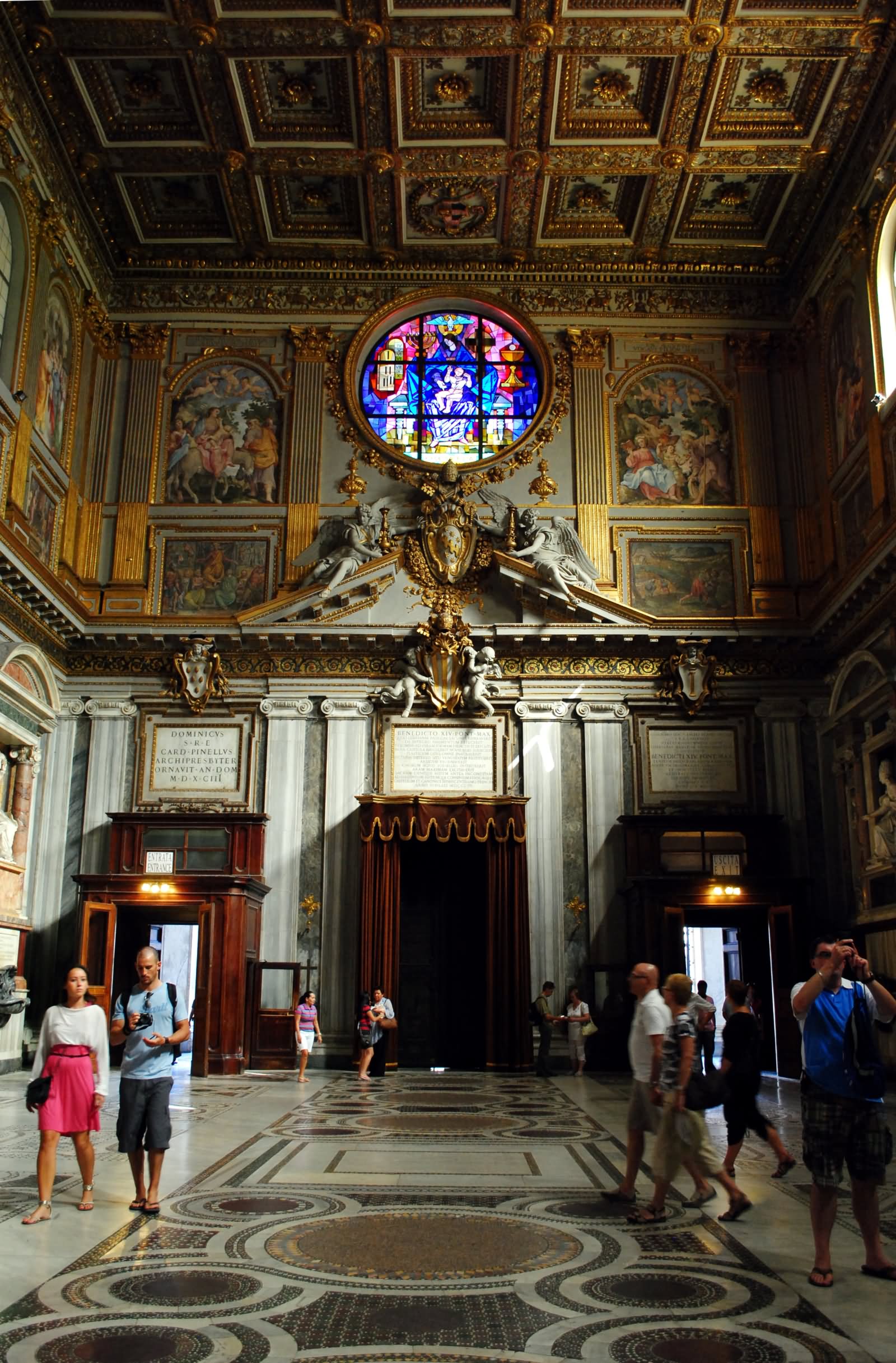 Santa Maria Maggiore Inside Picture