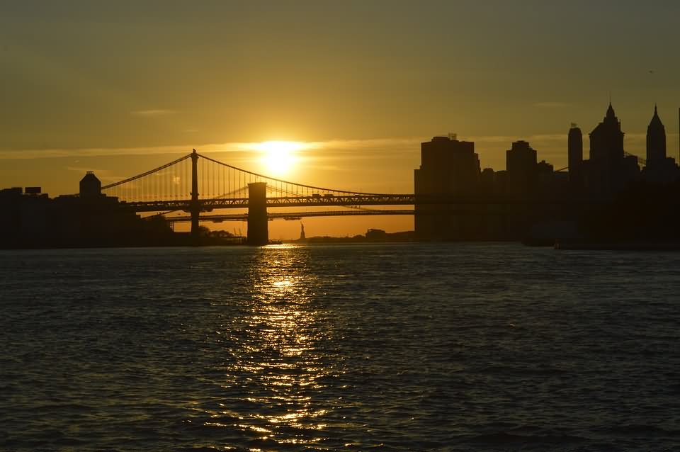 Sunset Over The Brooklyn Bridge Photo