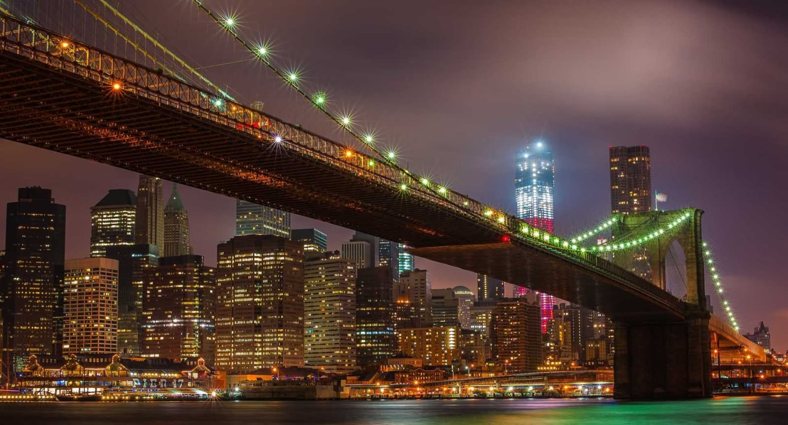 The Brooklyn Bridge Looks Incredible In Night Lights