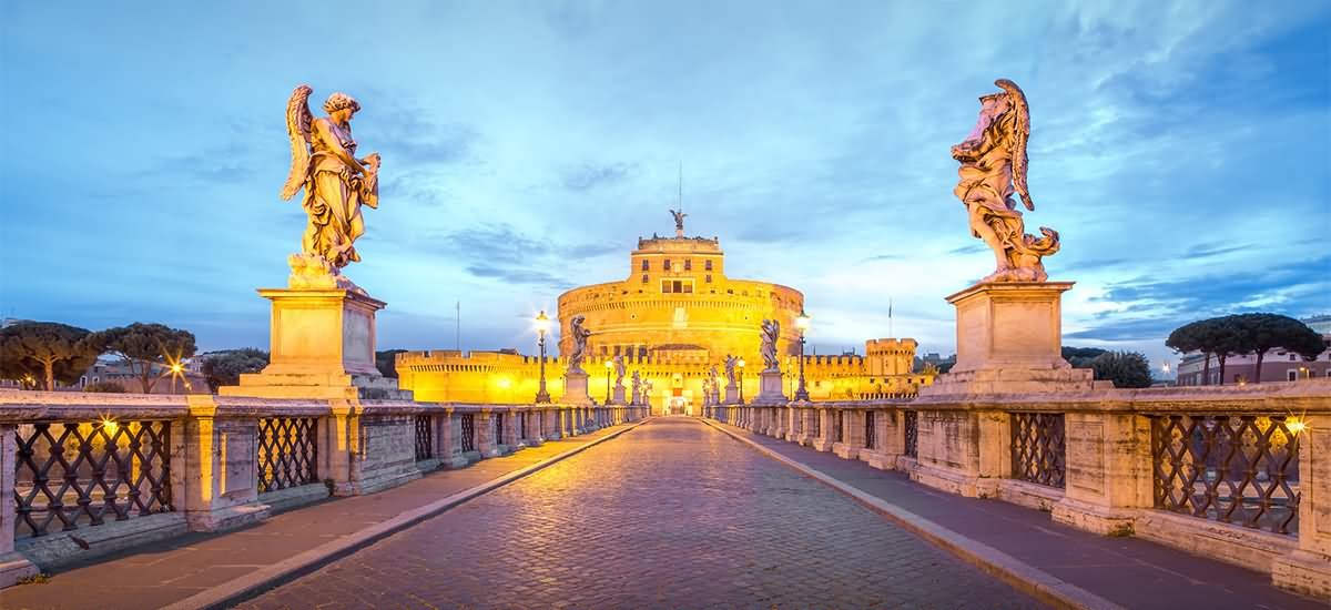 The Magnificient Bridge With The Angel Statues That Lead To Castel Sant'Angelo