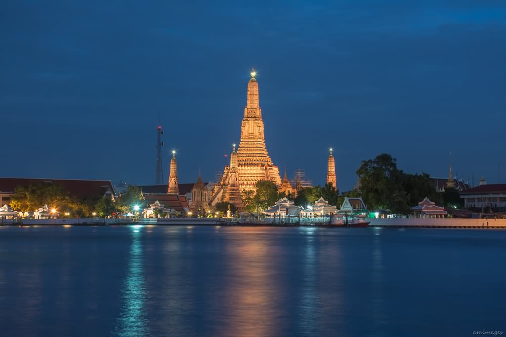 Wat Arun Temple Of Dawn Night View, Bangkok