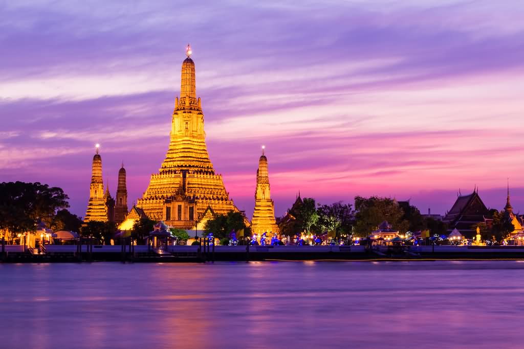 Wat Arun Temple View After Sunset