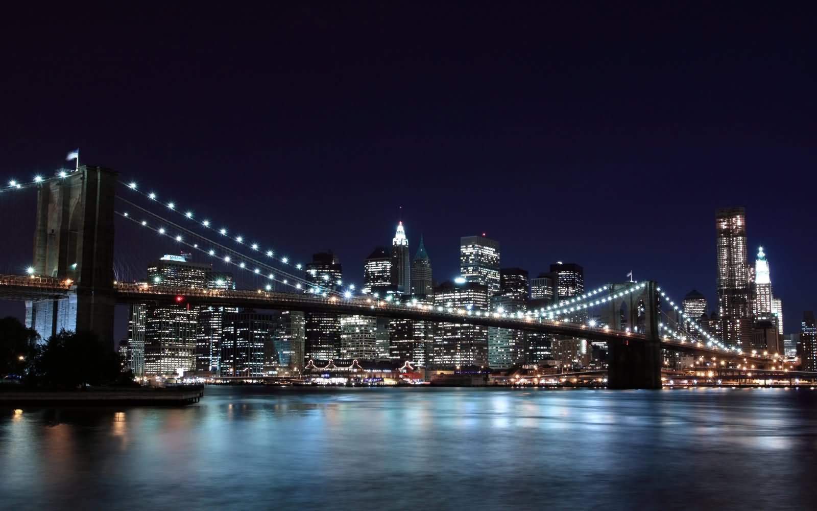 Adorable Night View Of Brooklyn Bridge