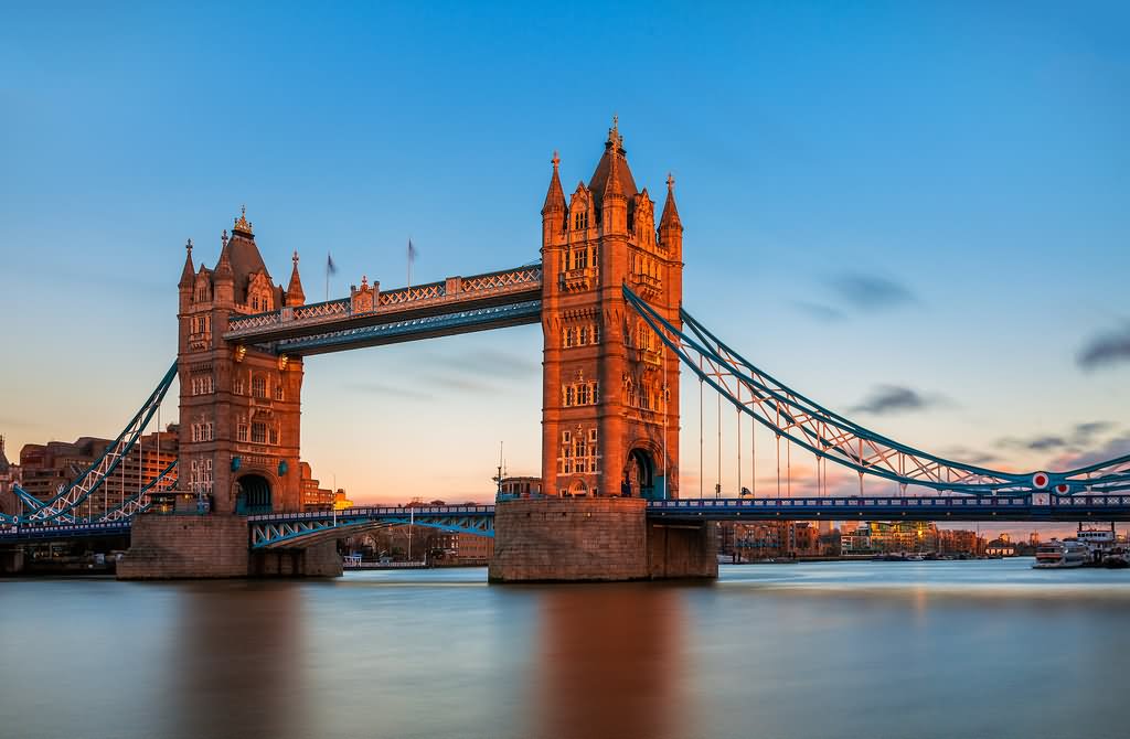 25 Most Stunning Tower Bridge, London Pictures During Sunset