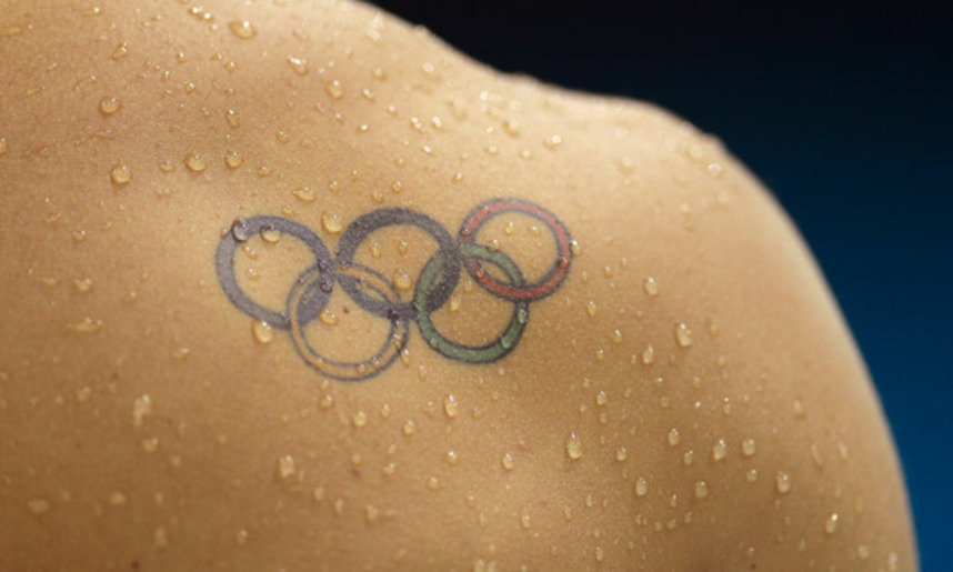 Colorful Olympic Symbol Tattoo On Right Back Shoulder