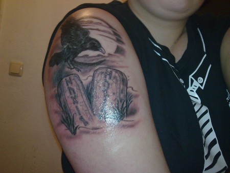 Grey Hugin And Munin Tattoo On Right Shoulder