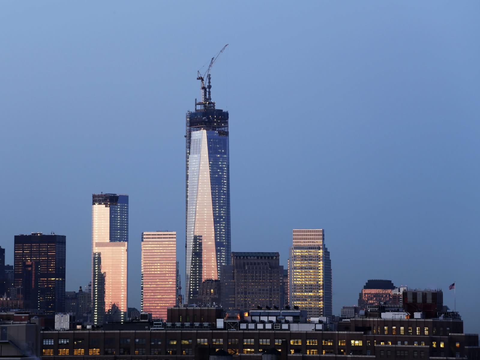One World Trade Center Looks Amazing In Night Lights