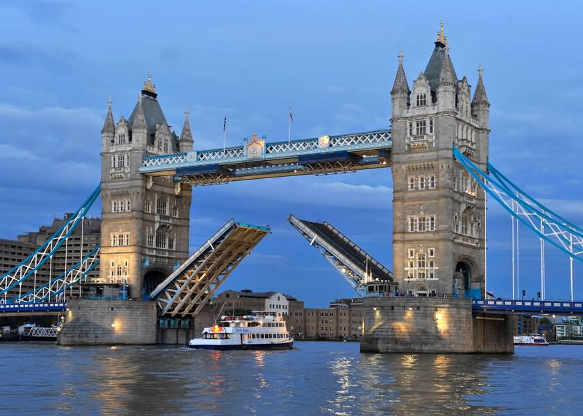 38+ Most Amazing Tower Bridge, London Pictures And Photos