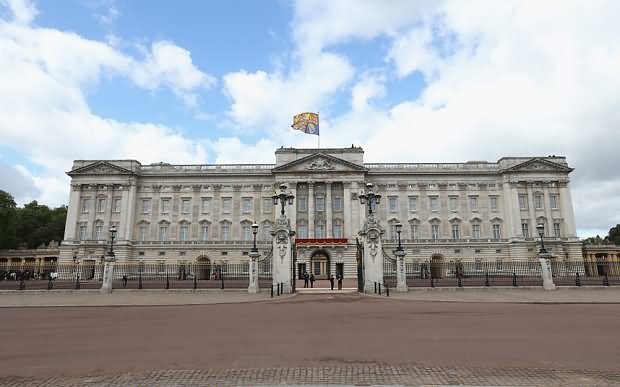 A General View Of The Buckingham Palace