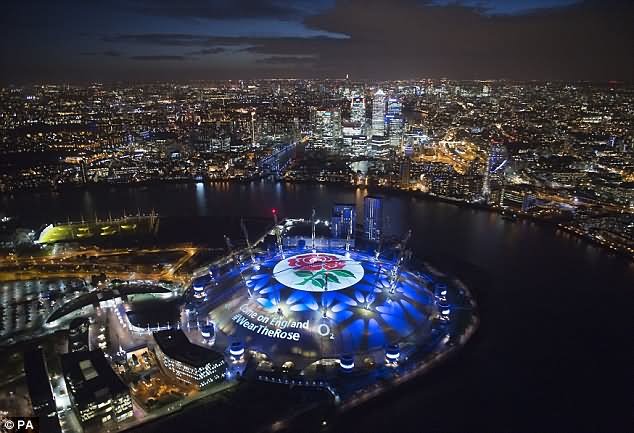 Adorable Night View Of The O2