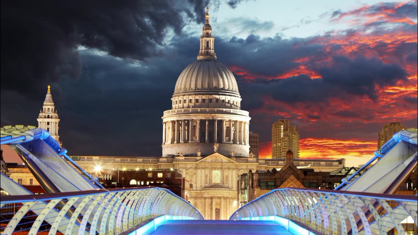Adorable Sunset View Of The St Paul’s Cathedral, London