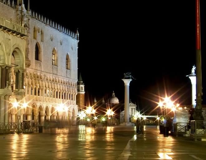 16 Incredible Night View Pictures And Images Of Doge’s Palace, Venice