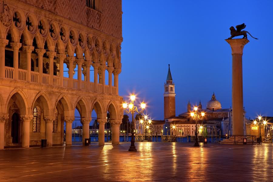 Amazing Night View Of The Doge’s Palace