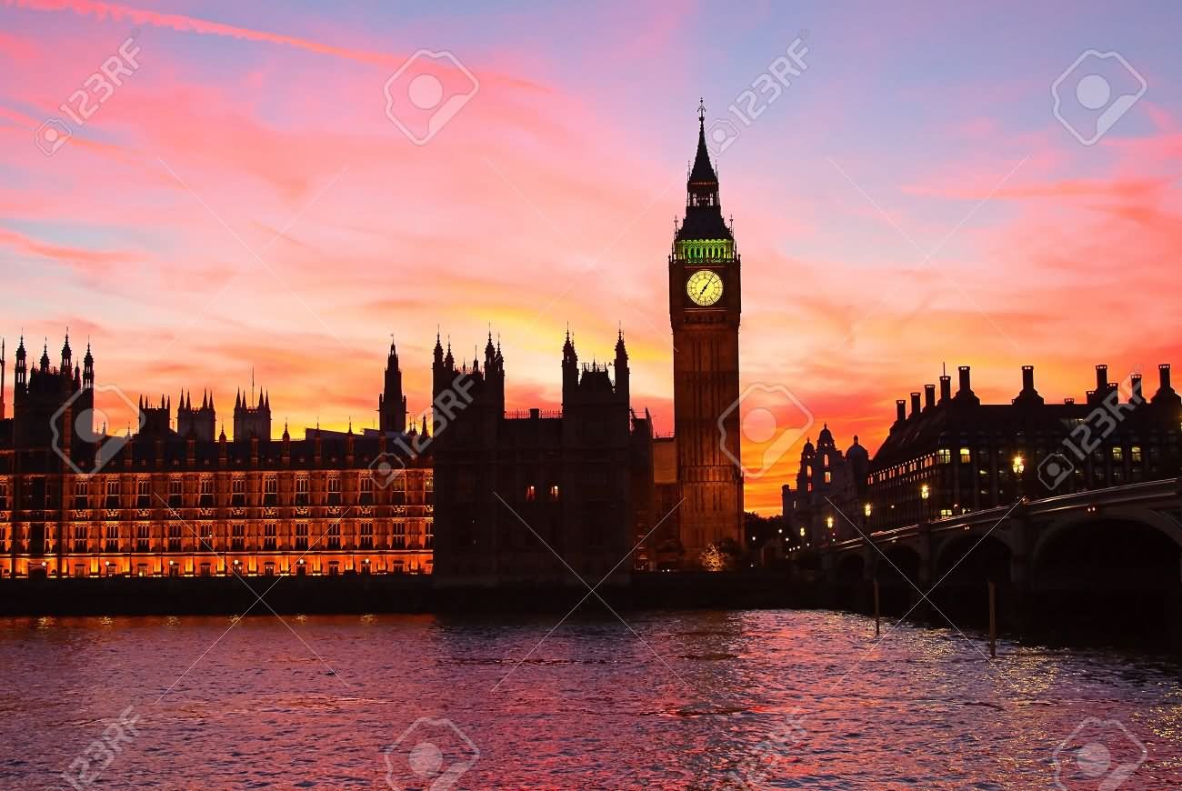 Amazing Sunset Over Big Ben In London