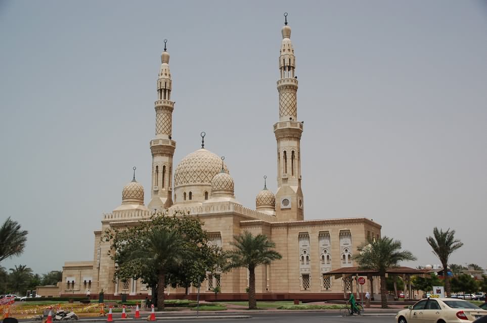 Beautiful View Of The Jumeirah Mosque In Dubai